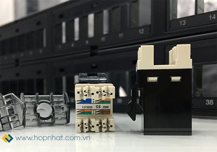 AMP Category 6 Patch Panel, 48-Port