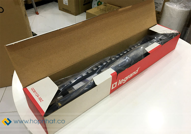 Patch Panel 24 Port hãng Legrand