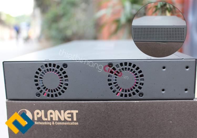 Quạt tản nhiệt và lỗ thông gió của Switch